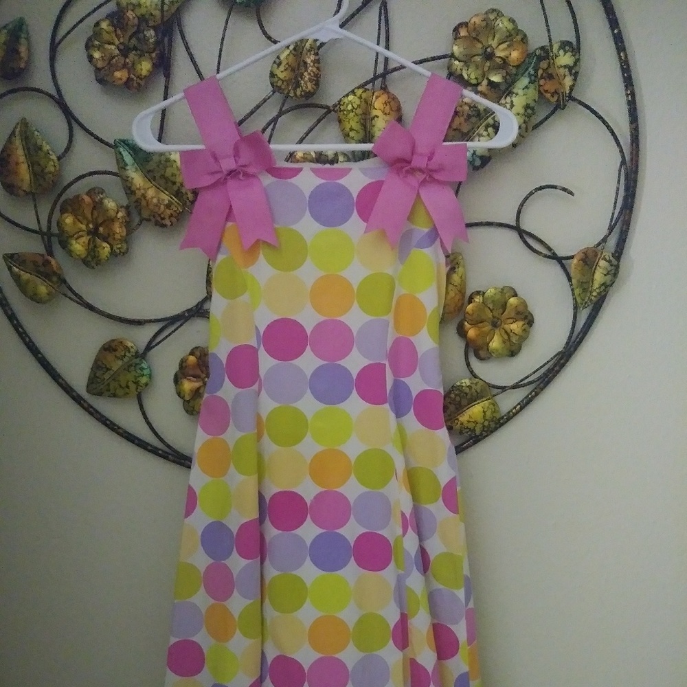 Adorable dress & hair bow excellent condition